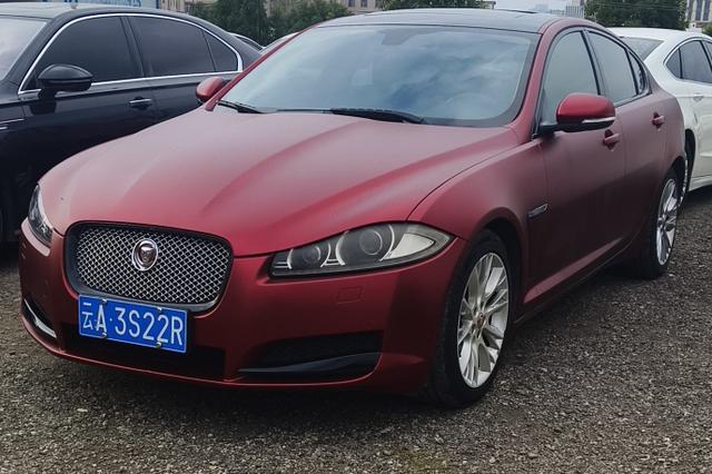 Jaguar XF