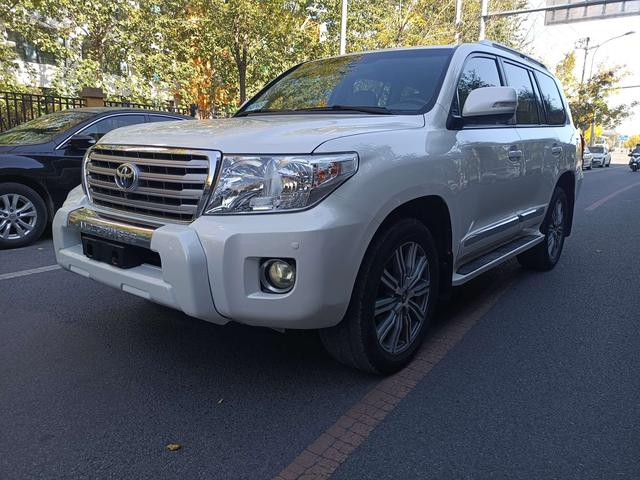 Toyota Land Cruiser (imported)