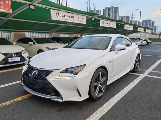 Lexus RC