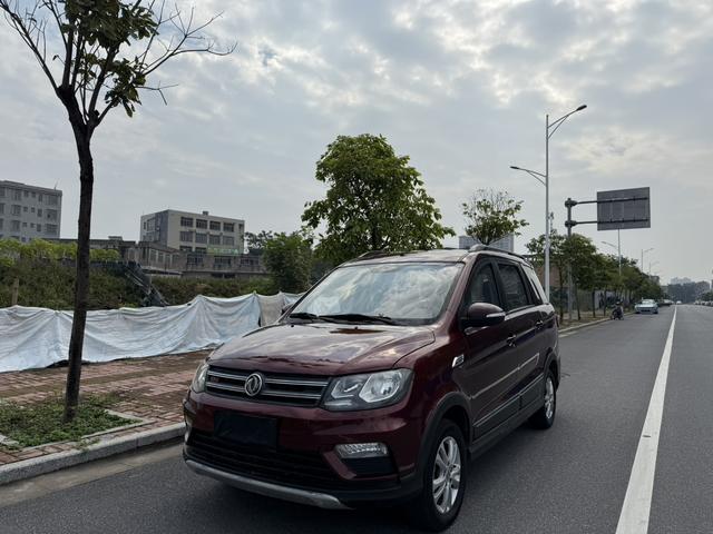 Dongfeng Fengon 370