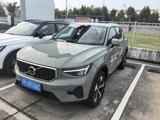 Volvo XC40