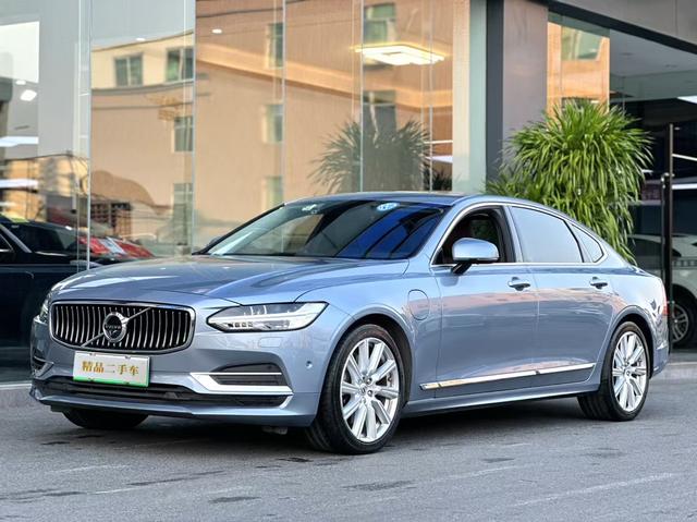 Volvo S90 PHEV