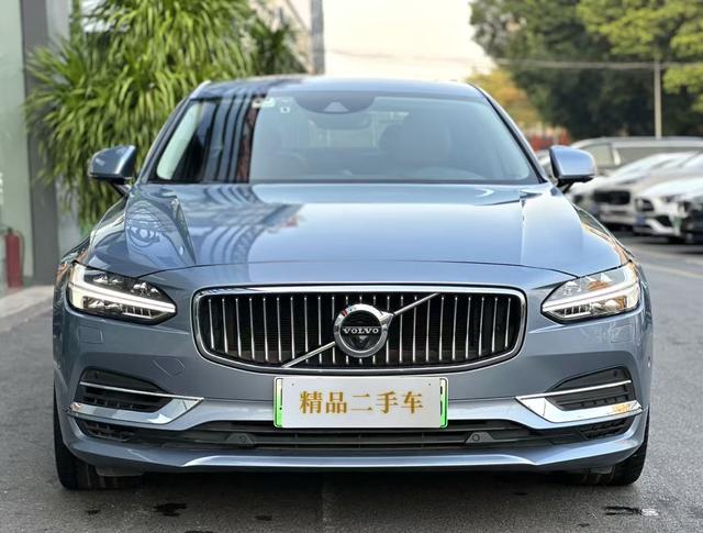 Volvo S90 PHEV