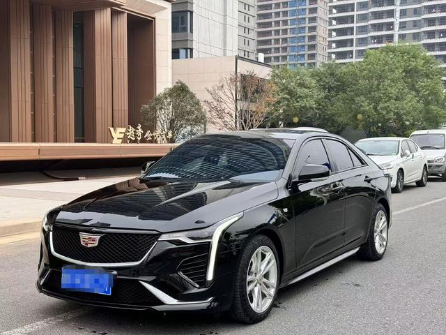 Cadillac CT4