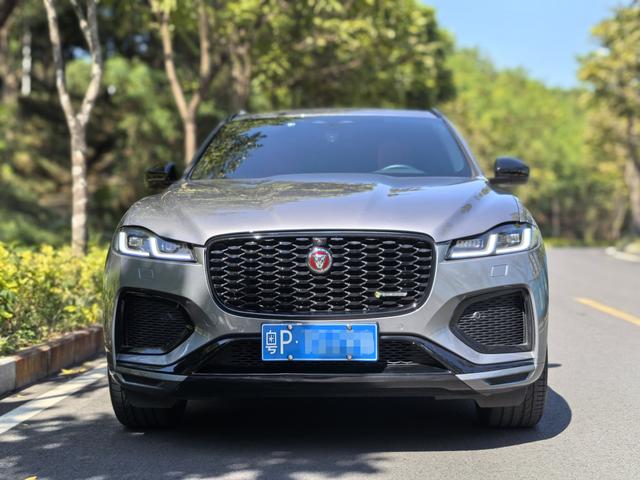 Jaguar F-PACE