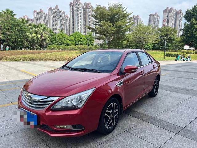 BYD G5