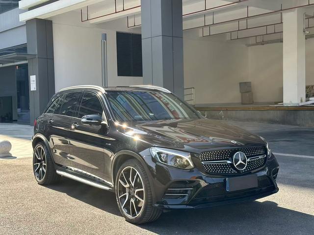 Mercedes-Benz GLC AMG