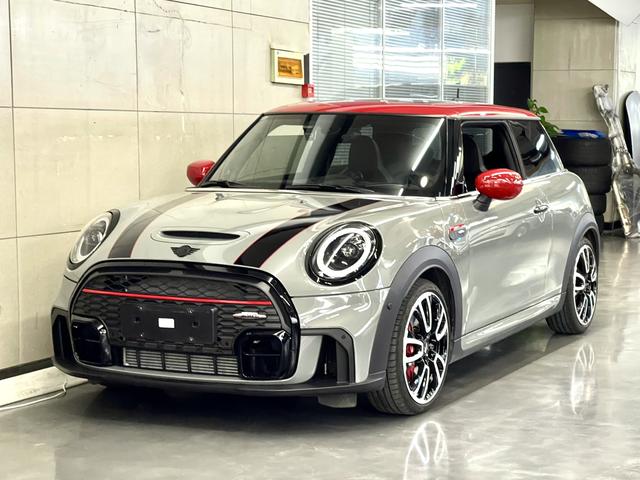 MINI JCW