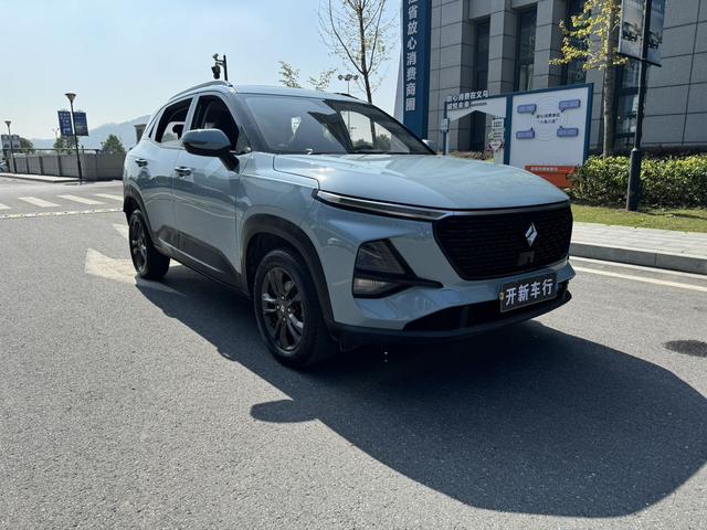 Baojun RS-3