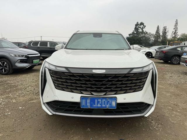 Geely Atlas L