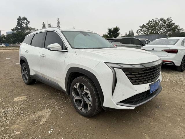 Geely Atlas L