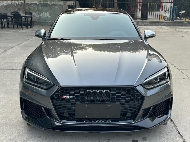 Audi RS 5