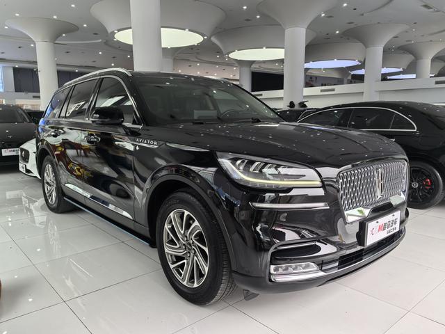 Lincoln Aviator