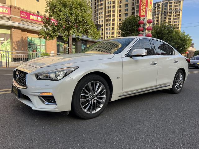 Infiniti Q50L