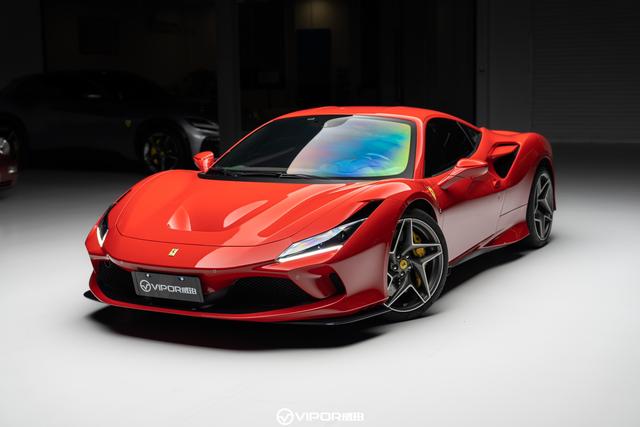 Ferrari F8