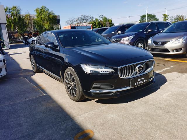 Volvo S90 PHEV