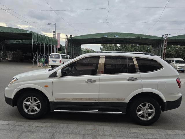 Roewe W5