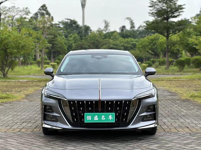 Hongqi H6