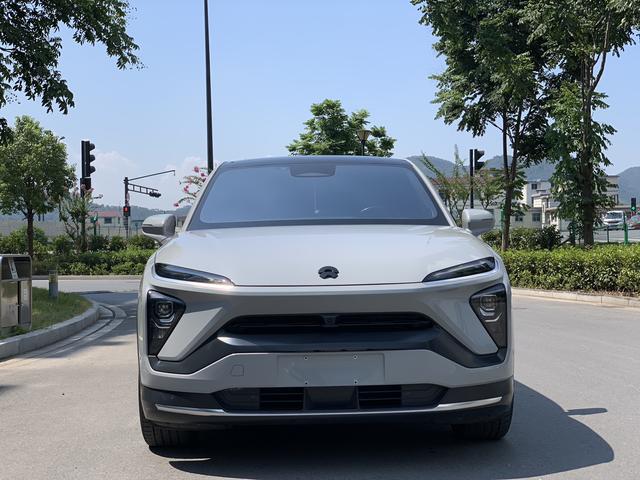 NIO EC6