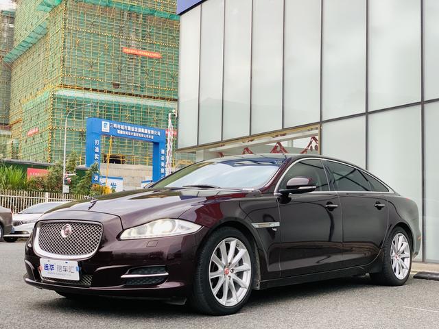 Jaguar XJ