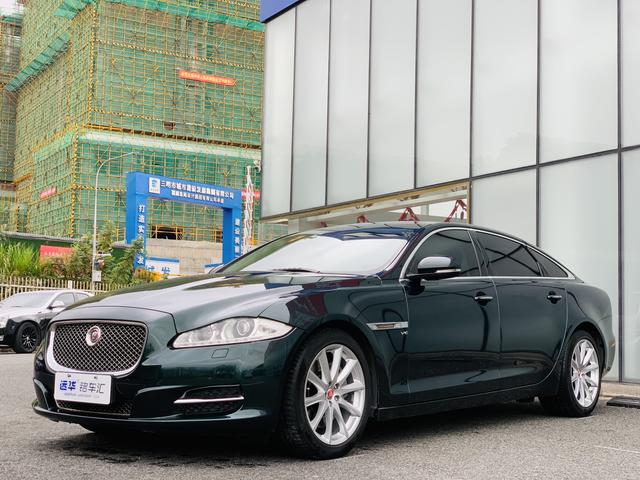 Jaguar XJ