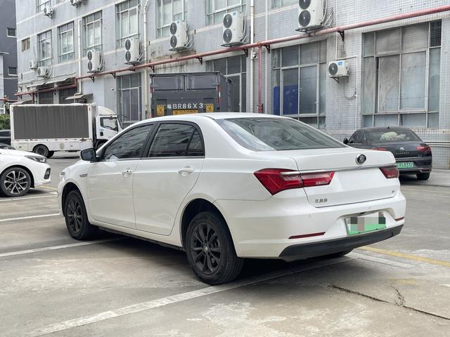 BYD QinEV