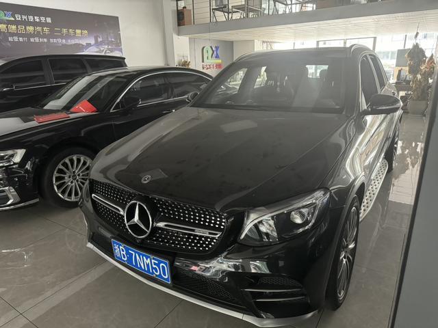 Mercedes-Benz GLC AMG