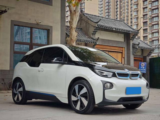 BMW i3 (imported)