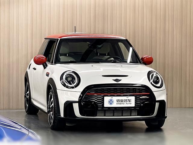 MINI JCW