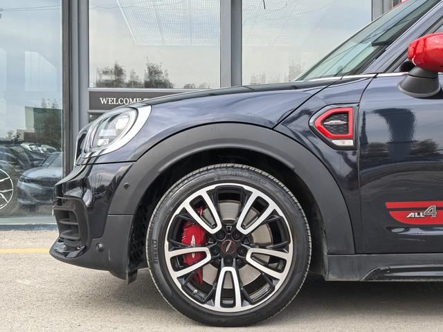 MINI JCW COUNTRYMAN