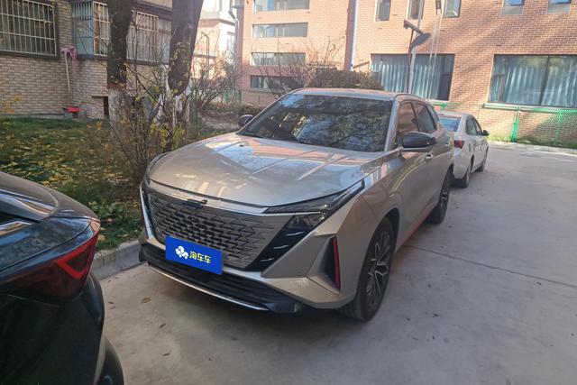 Oshan Changan Auchan Z6