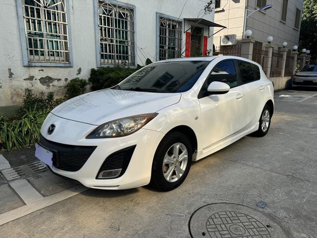 Mazda 3 star