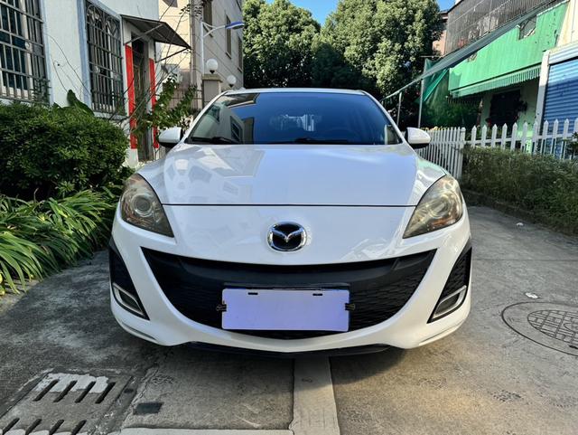 Mazda 3 star