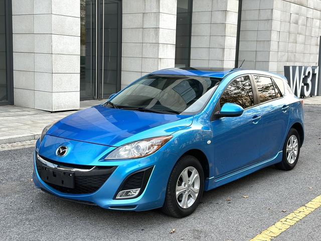 Mazda 3 star