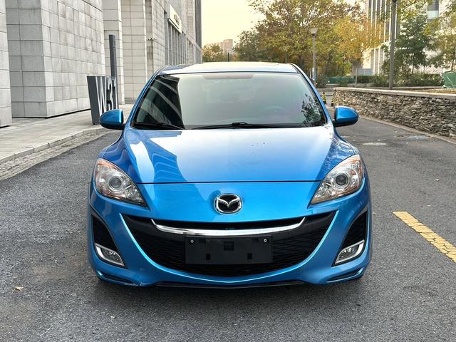 Mazda 3 star