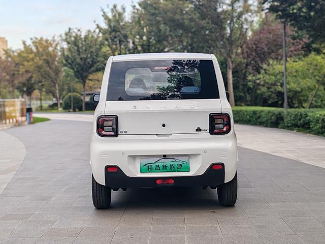 Geely Panda