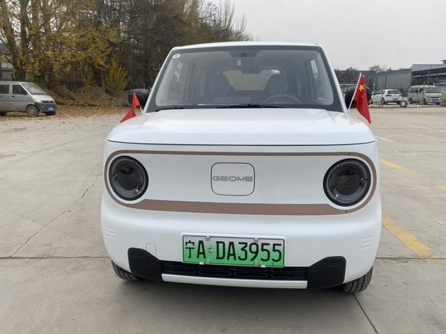 Geely Panda