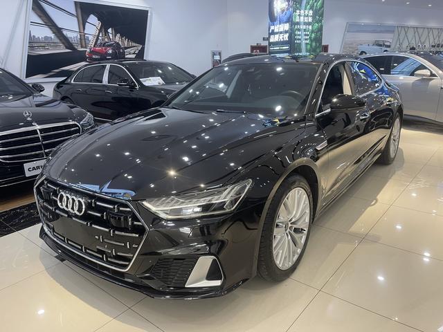 Audi A7L