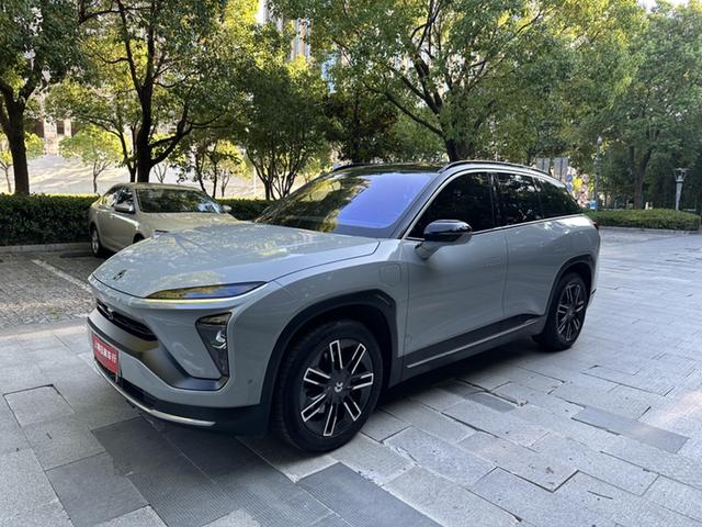 NIO ES6