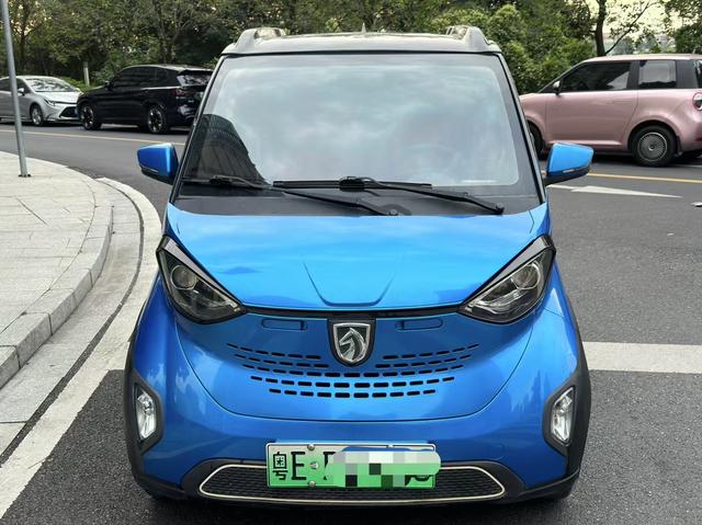 Baojun E100