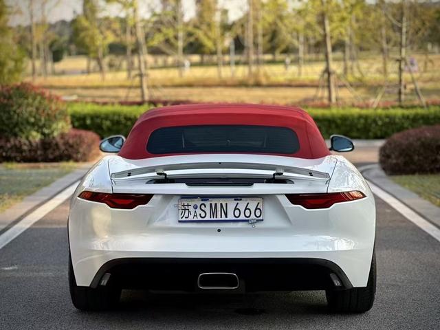 Jaguar F-TYPE