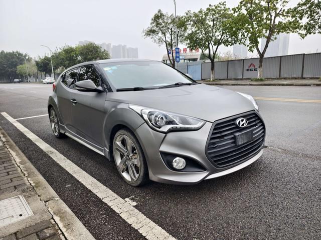 Hyundai Veloster