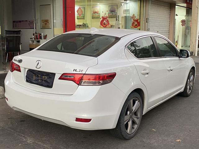 Acura ILX