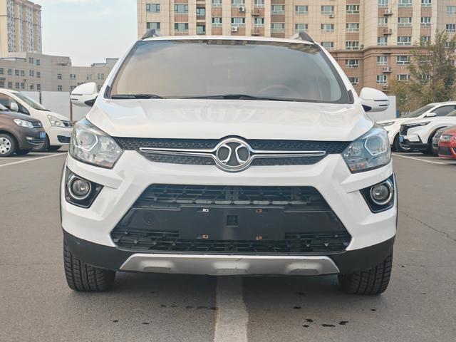 BAIC Shenbao X25