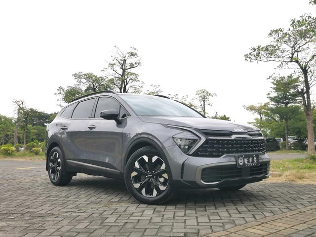 Kia Lion Platinum Expands the Boundary