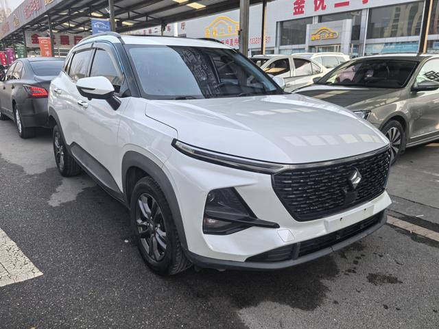 Baojun RS-3