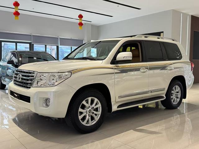 Toyota Land Cruiser (imported)