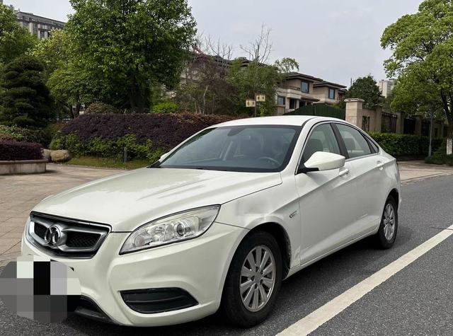 BAIC Shenbao D50