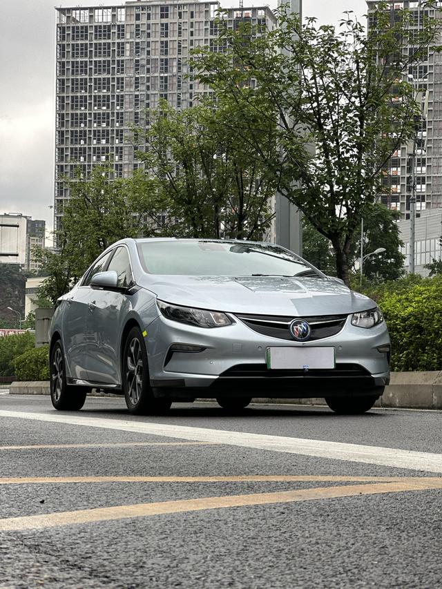 Buick VELITE 5