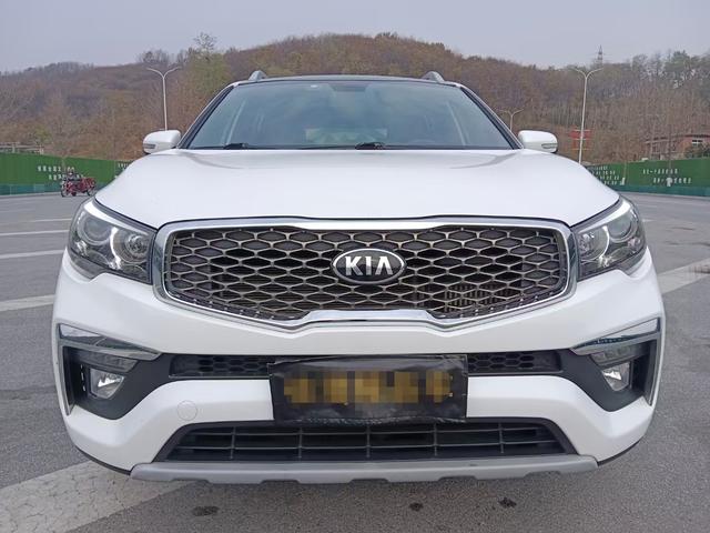 Kia KX7